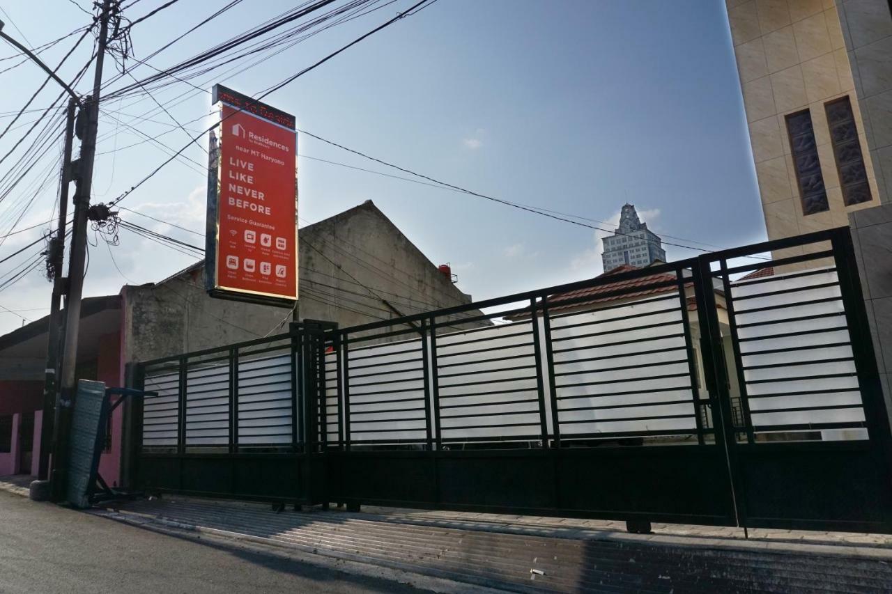 Residences By Reddoorz Near Mt Haryono - Minimum Stay 7 Days Yakarta Exterior foto