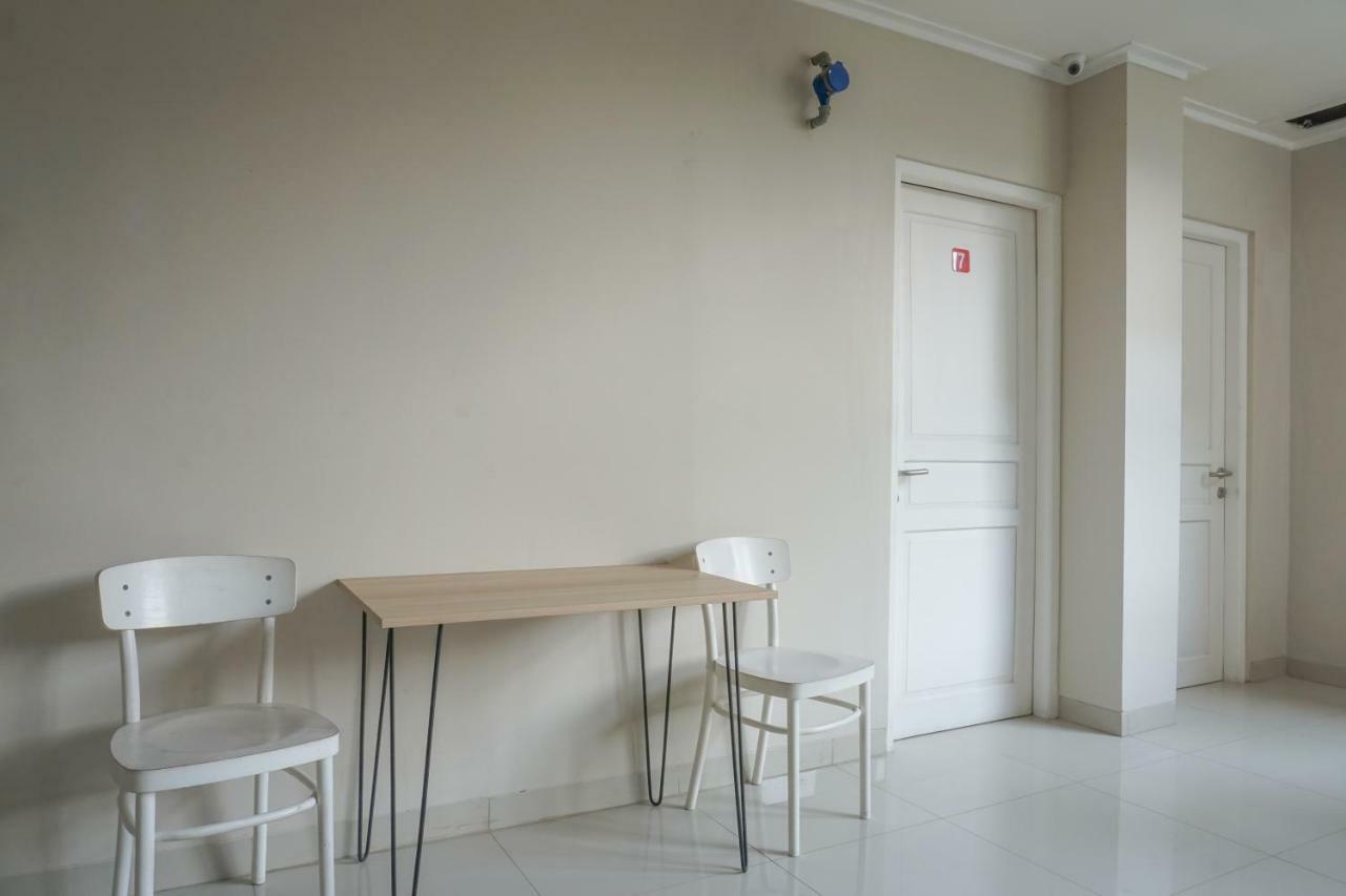 Residences By Reddoorz Near Mt Haryono - Minimum Stay 7 Days Yakarta Exterior foto