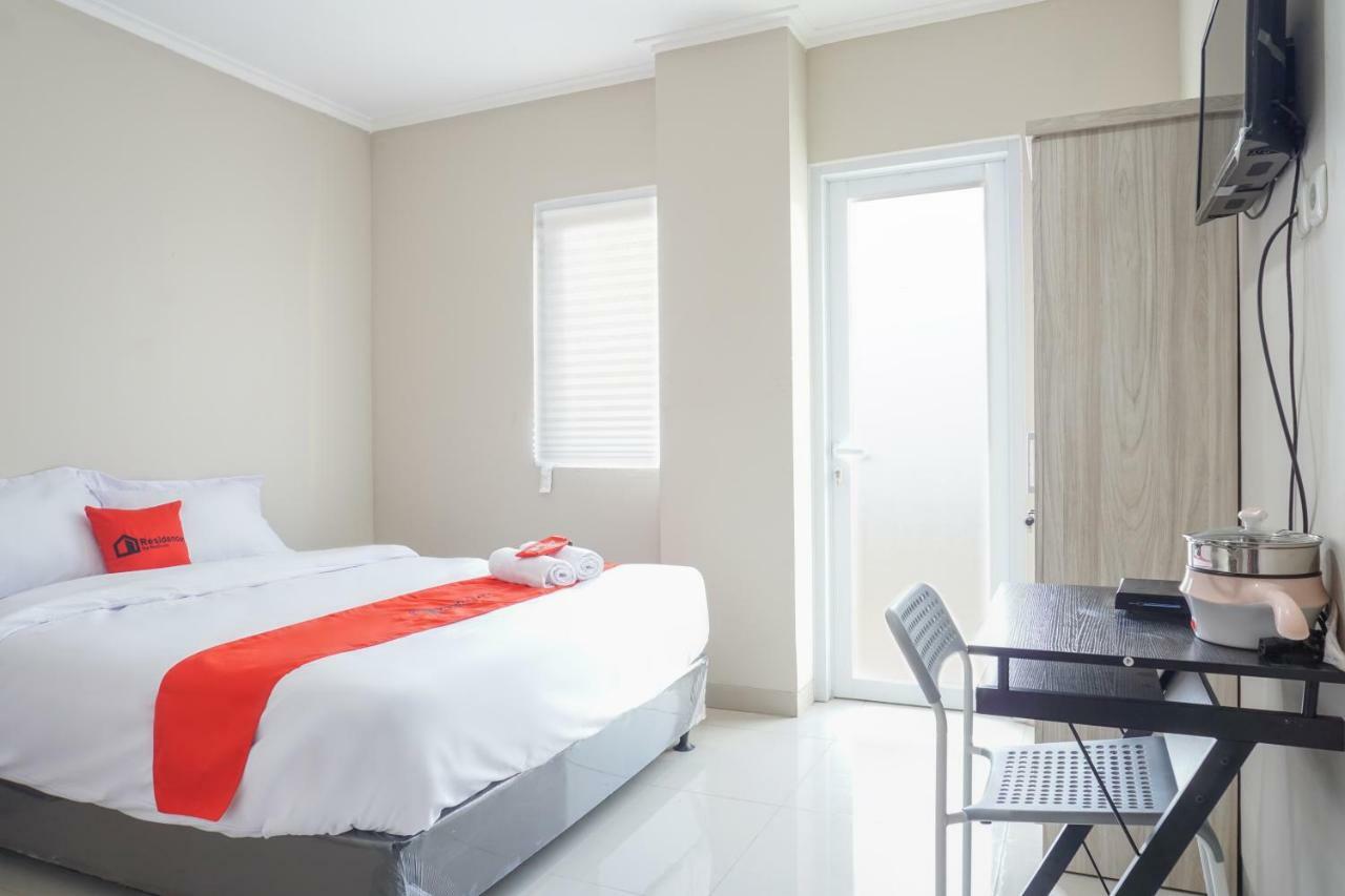 Residences By Reddoorz Near Mt Haryono - Minimum Stay 7 Days Yakarta Exterior foto