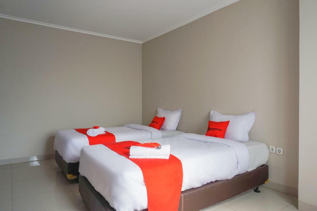 Residences By Reddoorz Near Mt Haryono - Minimum Stay 7 Days Yakarta Exterior foto